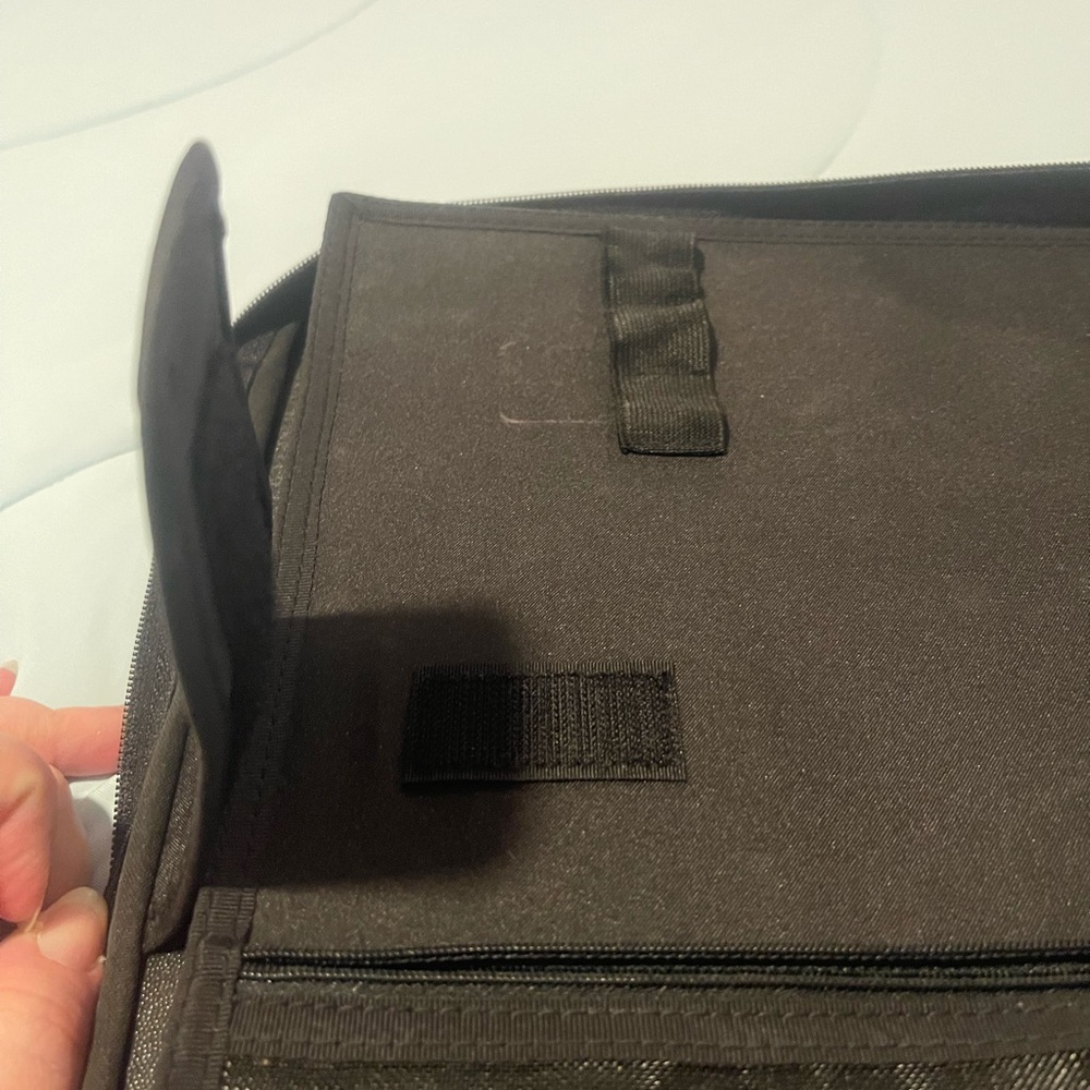 Like New Mead Five Star Blue and Black
Zipper Binder - Picture 8 of 8